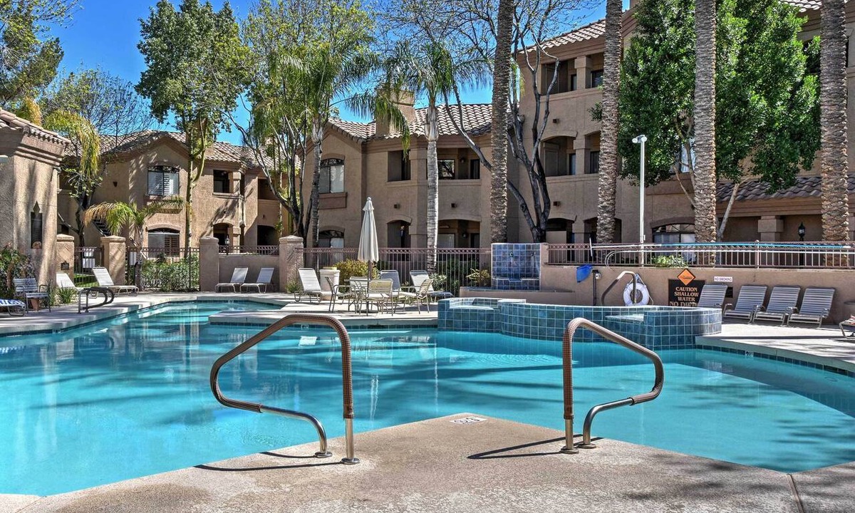 North Scottsdale Condo | 1 Mi to WestWorld: Home w/Resort-Style Amenities