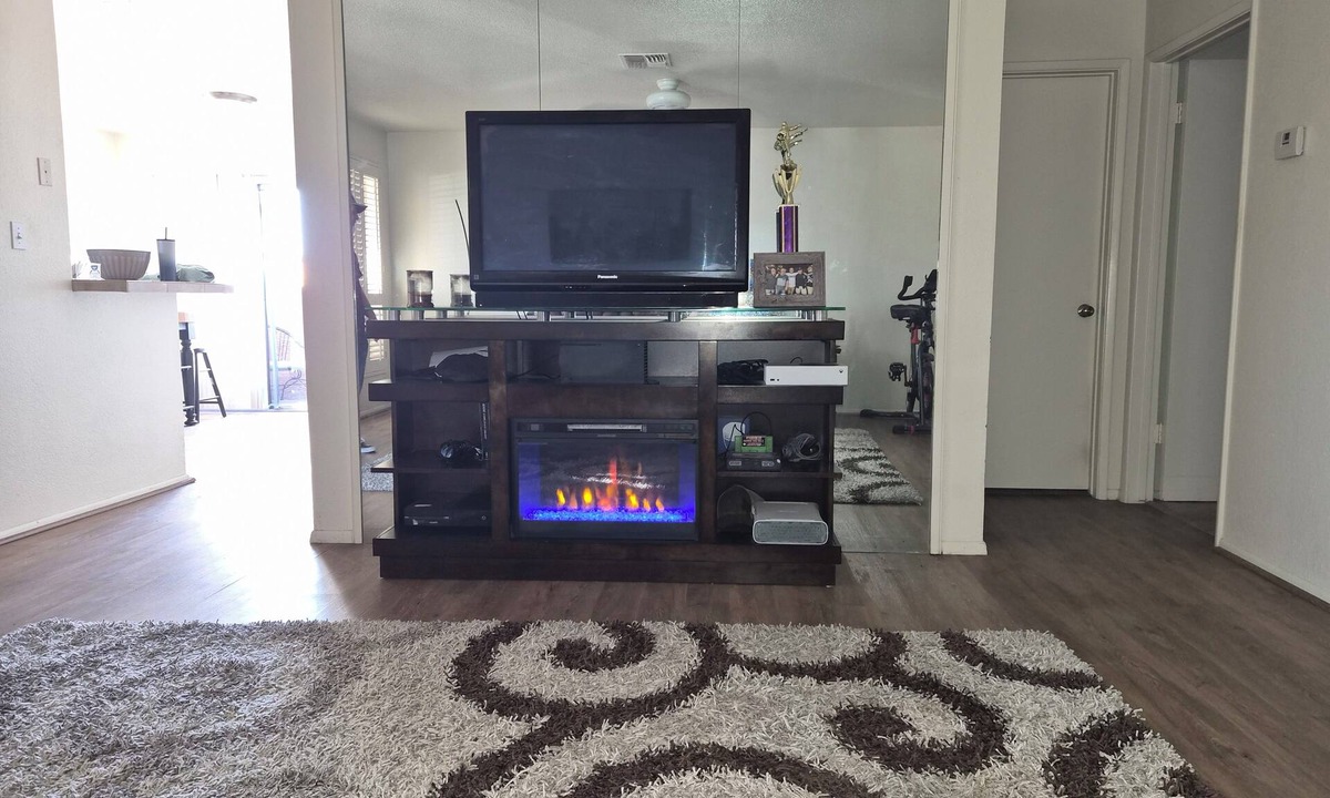 Deer Valley Condo | 2-bedroom 2 Bath NORTH PHX -Pets Welcome