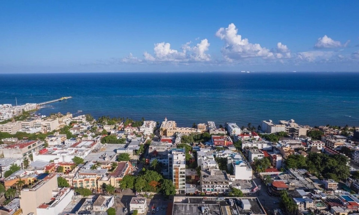Downtown Hotel | 2 Elegant Suites Near Quinta Avenida & Playa del Carmen Beach | Rooftop Pool