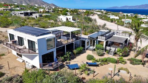 El Sargento House | 20-30 Knots- 5BR4BA Game Night Villa Hot Tub