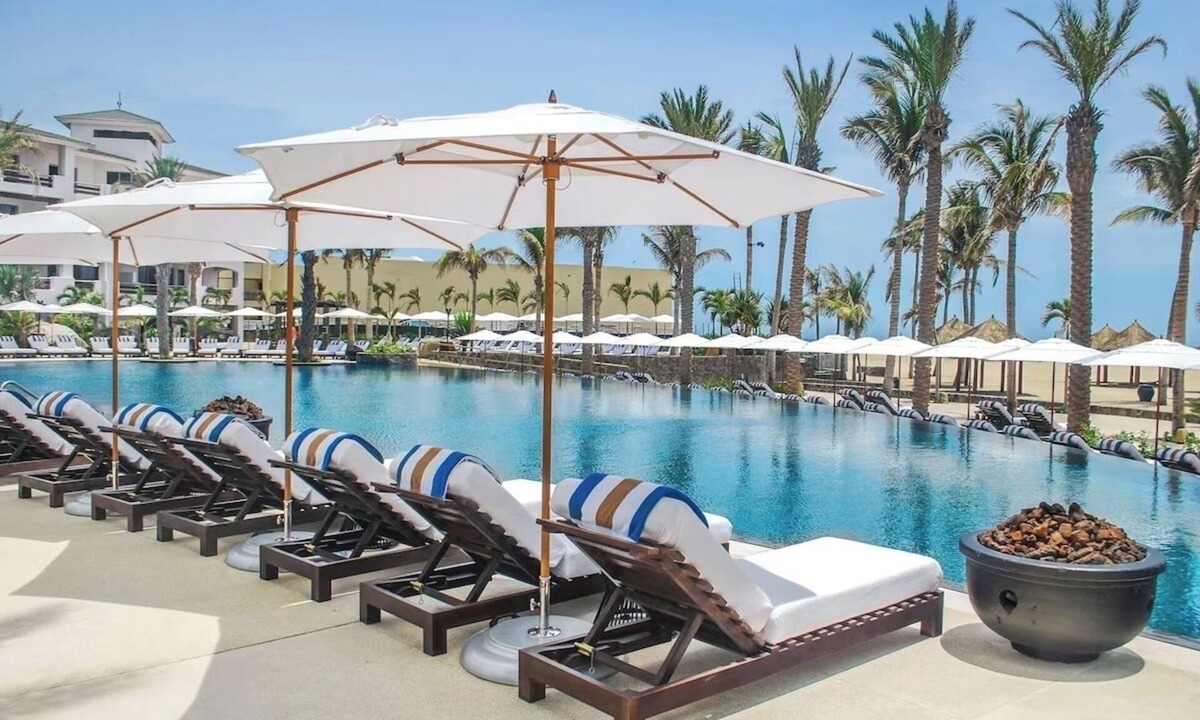 Zona Hotelera Hotel | 3 Stylish 2BR Deluxe Suites w/Kitchen w/Access to Tri-Level Infinity Pool