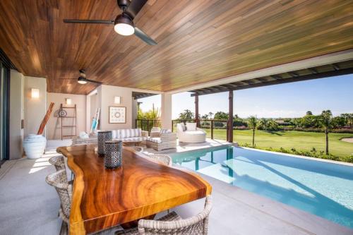 Tapachula House | 3bed Condo- Private Pool Golf Cart Ocean View HK