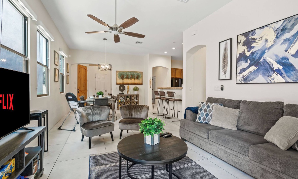 Tucson House | 3BR/2BA Luxury House | Pool, BBQ & Patio