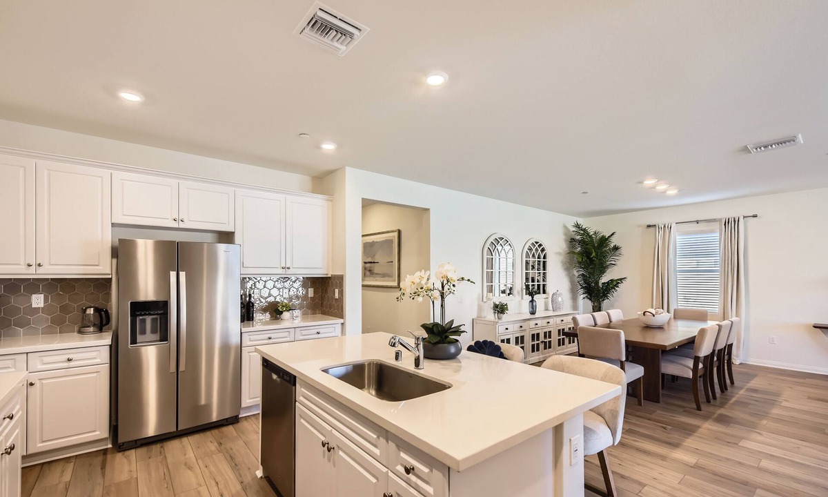 Winchester House | 4BR 2BA Single Story Newer Cozy Home Retreat in Winchester, CA