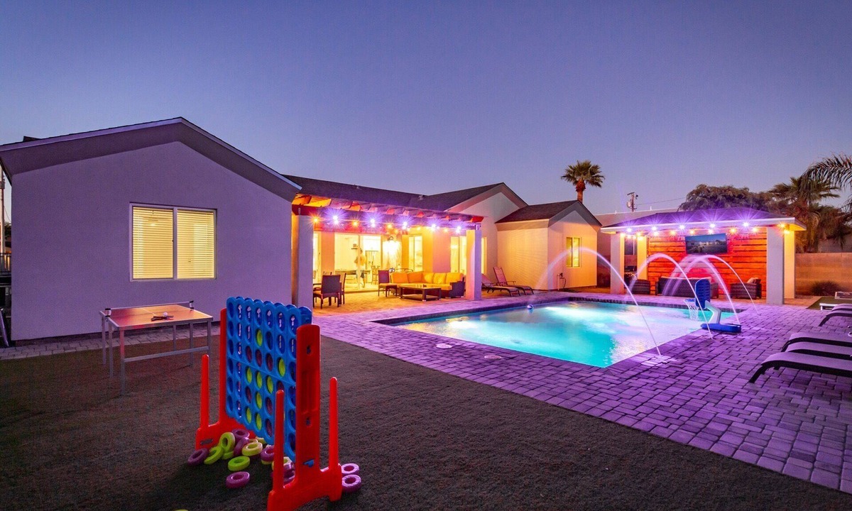 Paradise Valley Village House | 50% OFF! ScottsdaleStays 10BR Luxury Estate - Sleeps 8-40