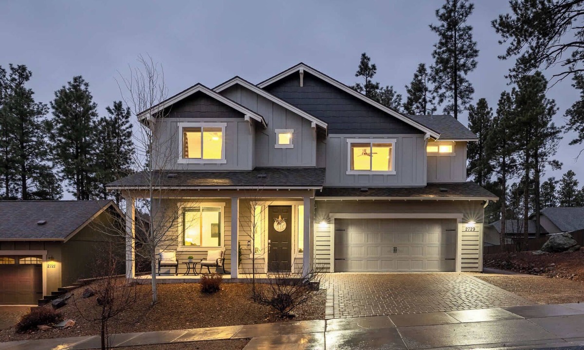 Flagstaff House | 5BR Flagstaff Forest Home Mountain Retreat