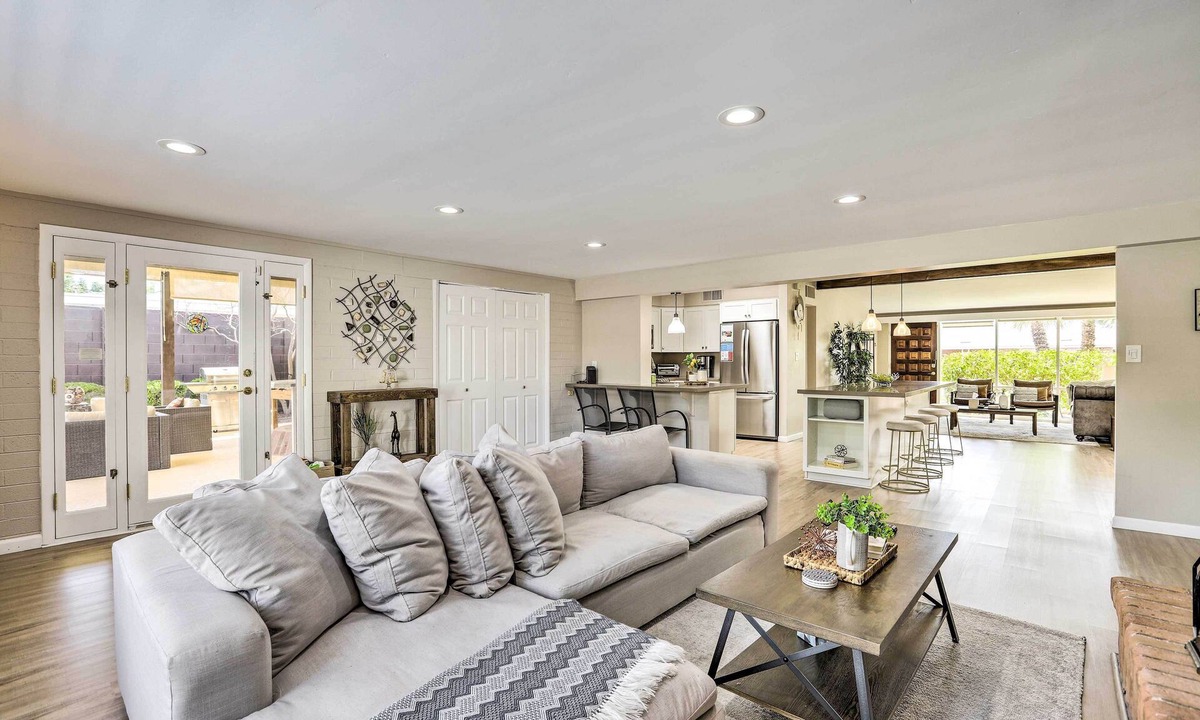 Camelback East House | 7 Mi to Downtown Phoenix: Home w/Pool & Foosball!