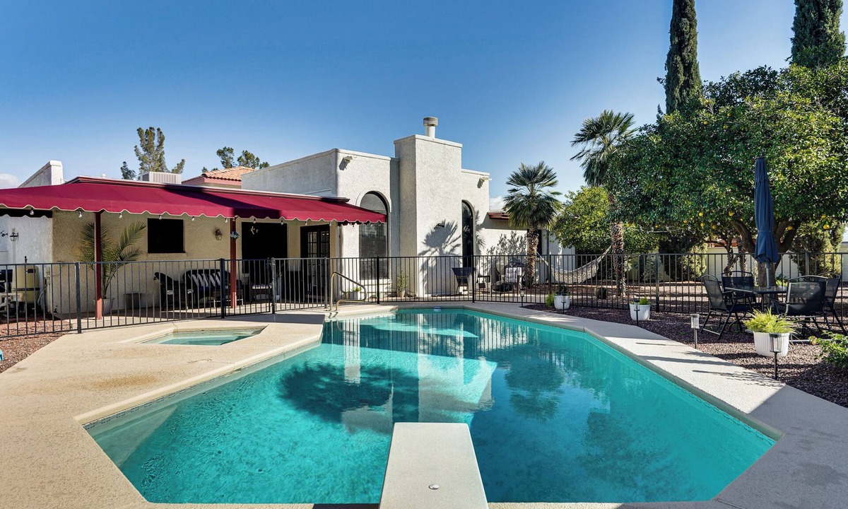 Tucson House | 7 Mi to Sabino Canyon: Poolside Oasis w/Mtn Views