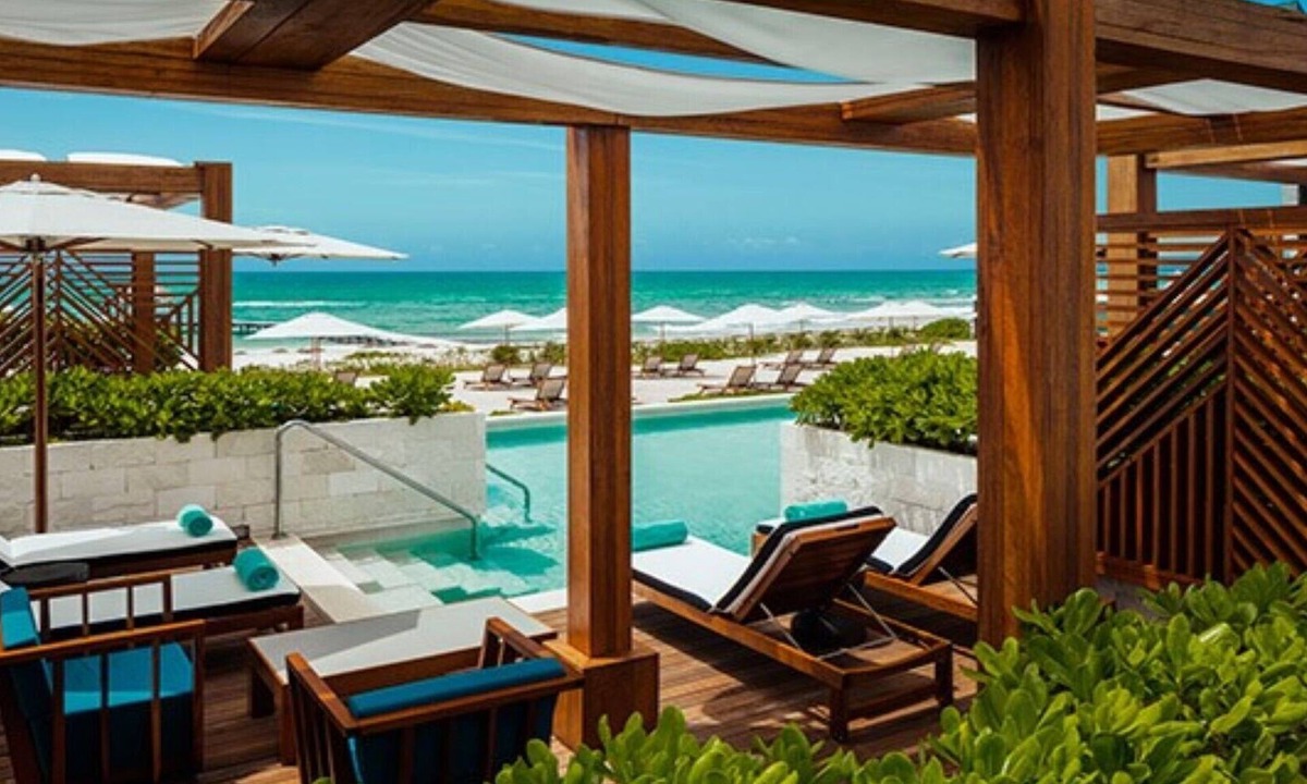 Villa Juarez Hotel | A Luxurious, 5-Star 2 Bedroom Suite w/a Large Balcony and Ensuite Pool