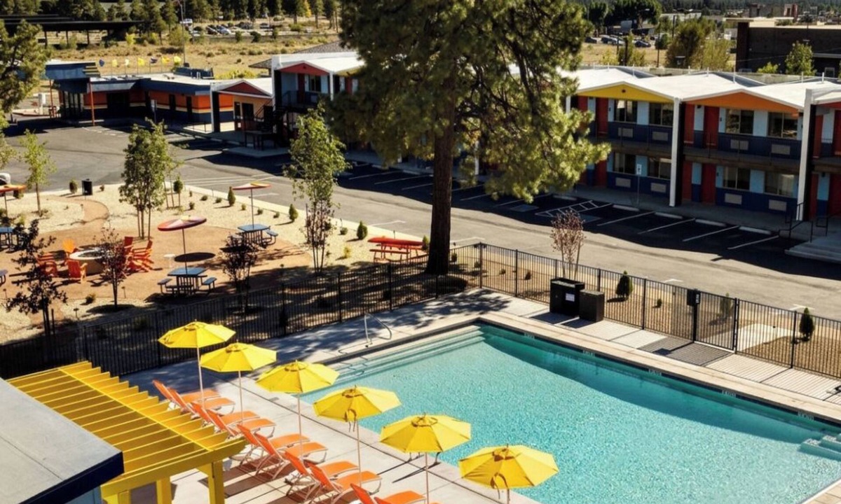 Flagstaff Hotel | A Stylish Room Blending Retro Vibes and Modern Conveniences | Outdoor Pool