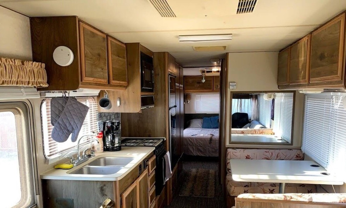 Tucson House | Affordable Cozy Motor Home Lodging ! Sommer Special $849 Month $250 Week