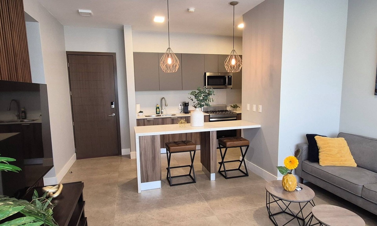 Tijuana Apartment | Air Conditioned Condo in Plaza Alameda Tijuana