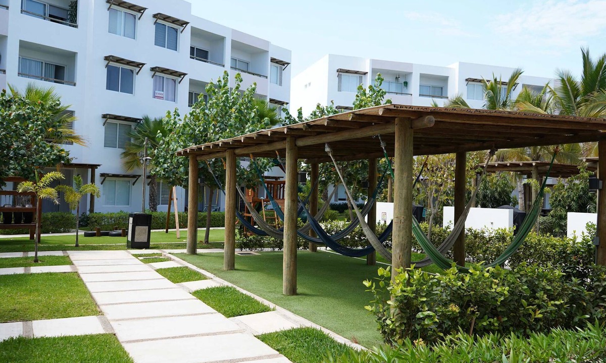 Cerritos Apartment | Almarena, Family Condo with Balcony in Mazatlán