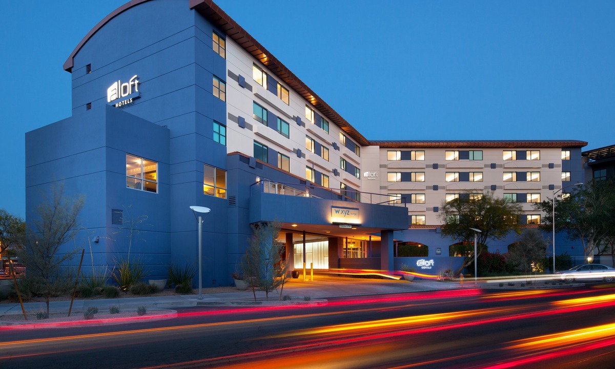 Entertainment District Hotel | Aloft Scottsdale