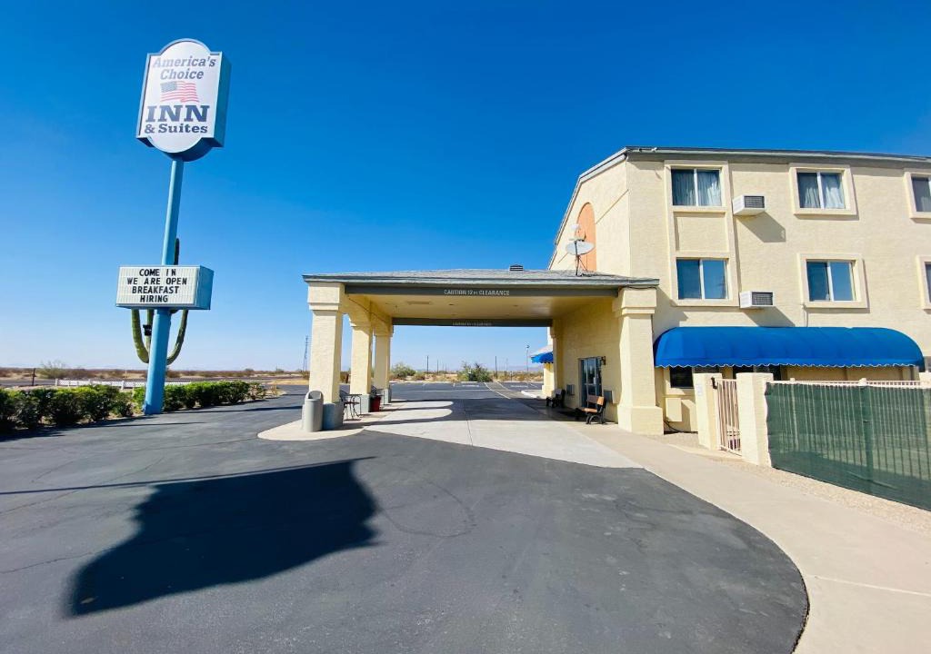 Gila Bend Hotel | Americas Choice Inn & Suites