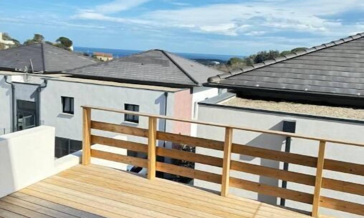Furiani Apartment | Appartement de 2 Chambres Pour 5 Personnes