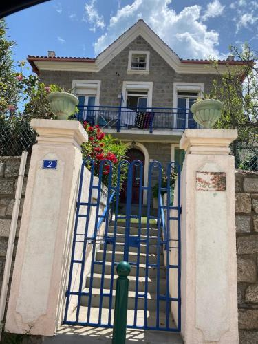 Propriano Apartment | Appartement plein centre avec jardin de 40m2 près des plages