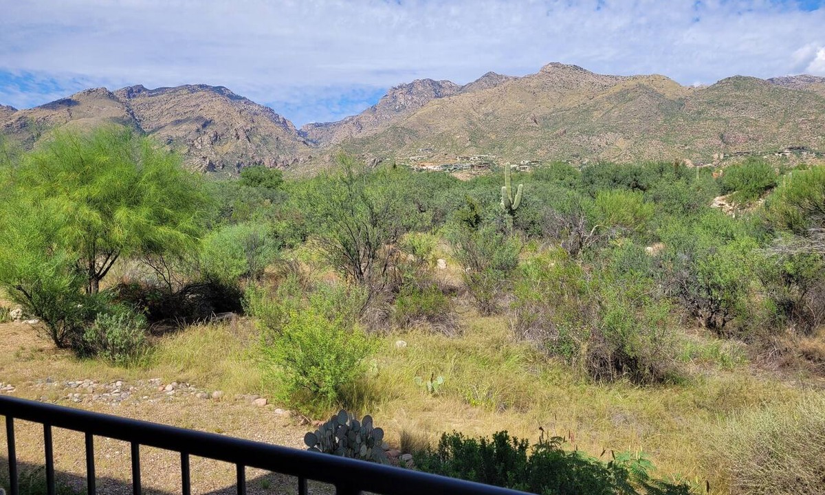 Tucson Condo | Arizona Beauty-Stunning Views and Superior interior Upgrades and 1st floor