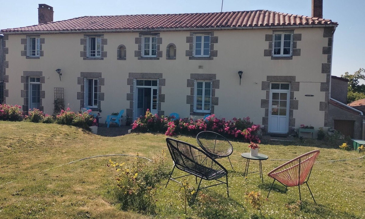 Chambretaud House | Au pré du Puy