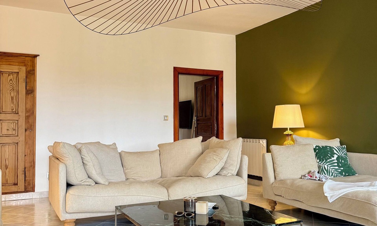 Figari Bed & Breakfast | Authentic house in the heart of the village 5mn from the beach