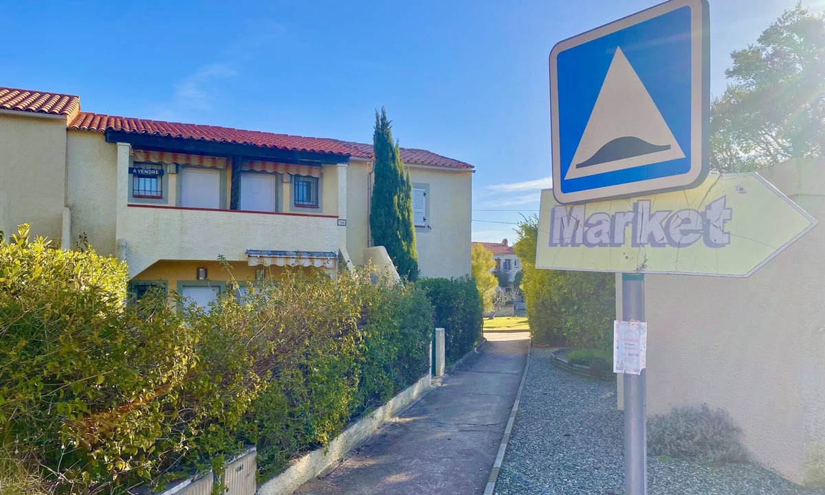 Bravone Apartment | Beach access main floor T3 apartment with amazing patio and plenty of space!