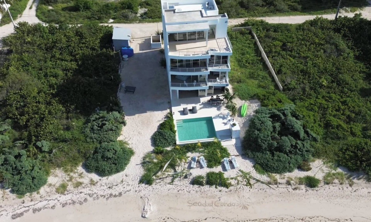 San Benito Condo | Beachfront Live Life Seaside