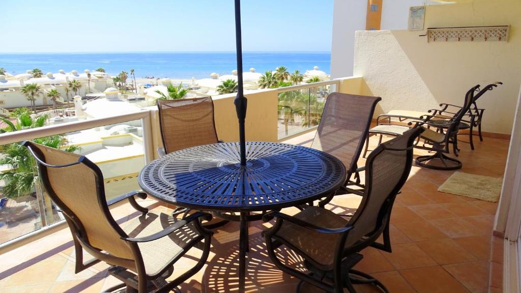 Puerto Penasco Apartment | Beautiful 2 Bedroom Condo on the Sea of Cortez at Las Palmas Resort BN-401 condo