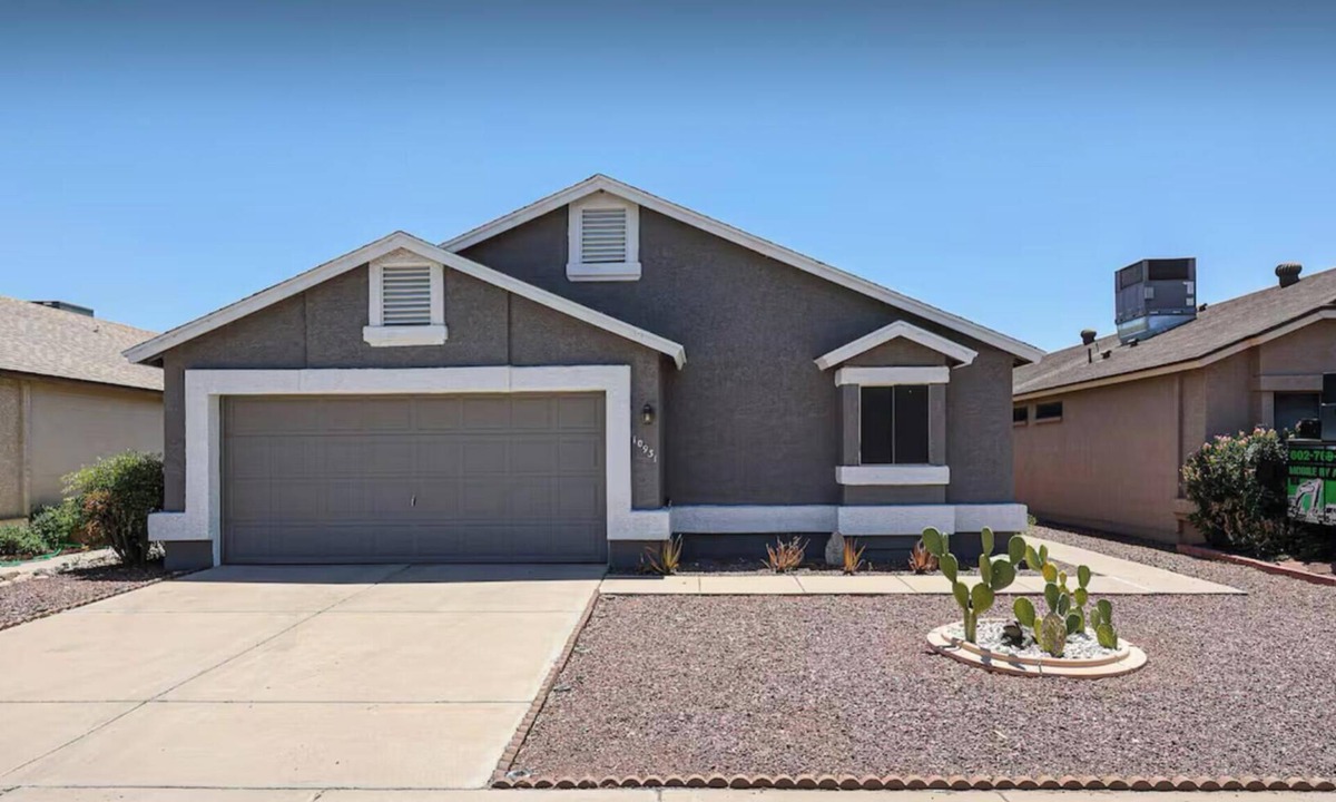 Suncliff House | Beautiful 3-bedroom house in Peoria with AC - 4 miles from State Farm Stadium.