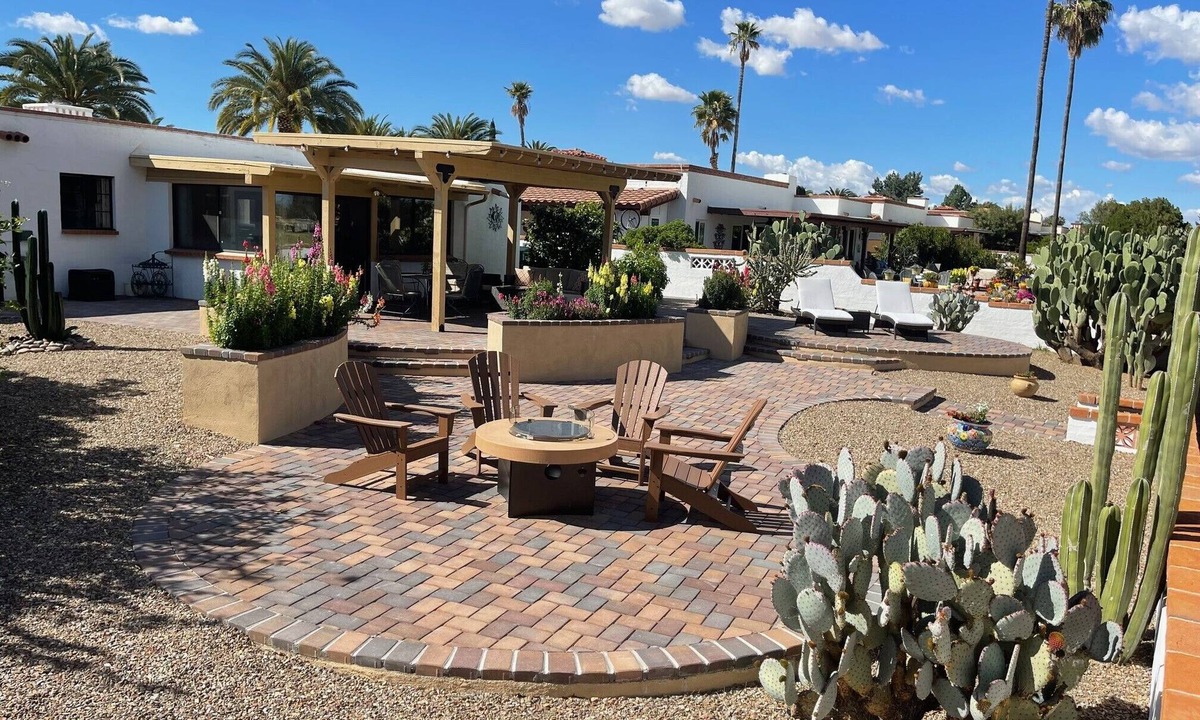 Green Valley Fairways House | Beautiful Home on Golf Course with Stunning Views and NEW covered pergola/patio