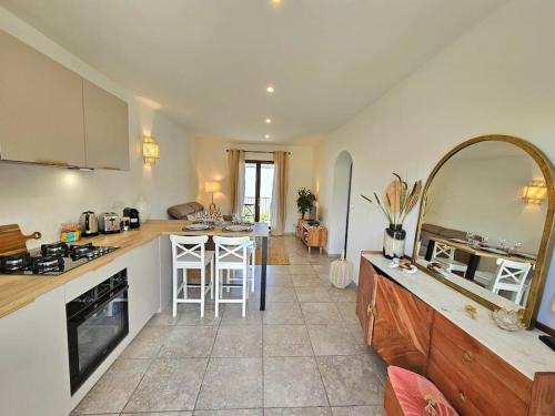 Sisco Apartment | Bel appartement avec piscine Cap Corse- Sisco