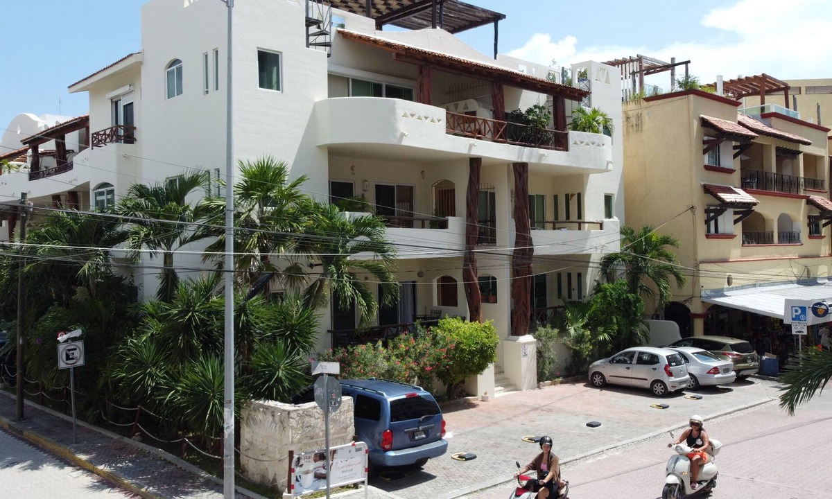 Gonzalo Guerrero Condo | BEST Location! Perfect Two Bedroom two bath condo
