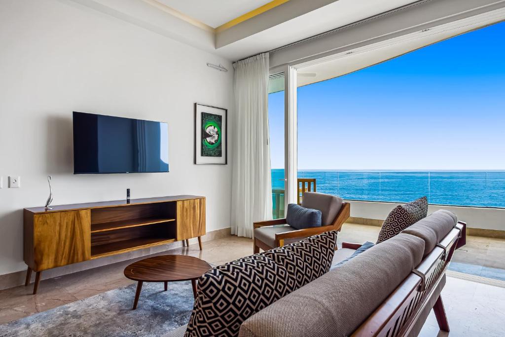 Mismaloya Apartment | Blue Horizon 502 | 1BR/2BA Puerto Vallarta Ocean View, Pool & Gym