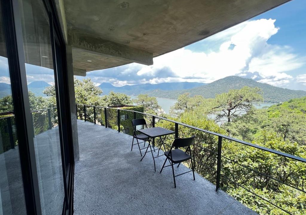 El Santuario Apartment | Boutique Loft – Spectacular View – Lake – Mountain