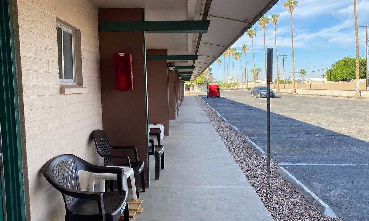 Yuma Hotel | Budgetel Inn & Suites