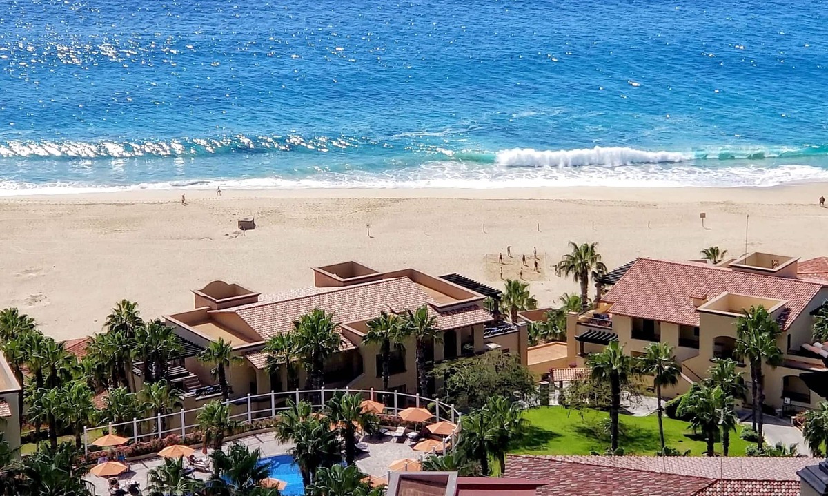Paraiso Escondido Hotel | CABO 5-STAR RESORT OCEANVIEW-BEACHFRONT JR SUITE at Pueblo Bonito Sunset Beach