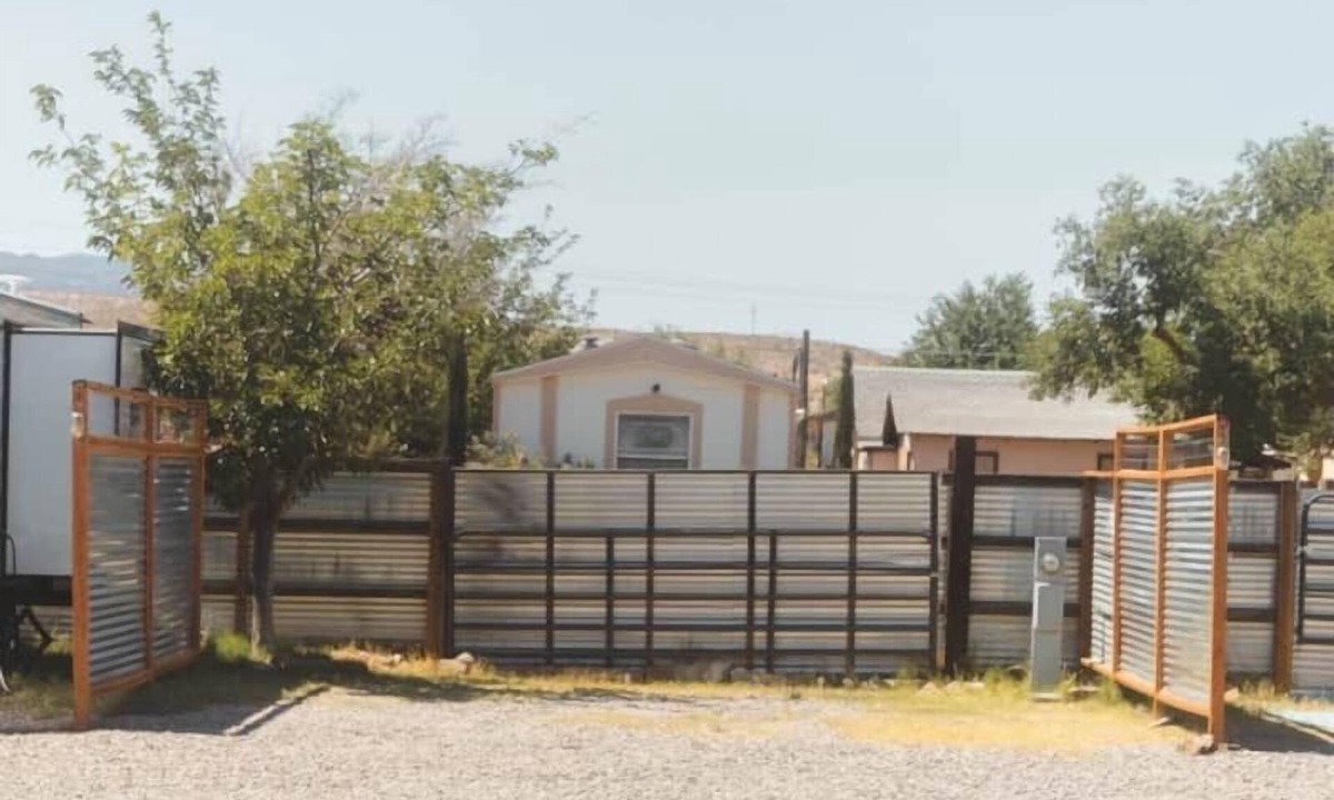 Truth or Consequences House | Camp Site #2 - Sapphire Springs