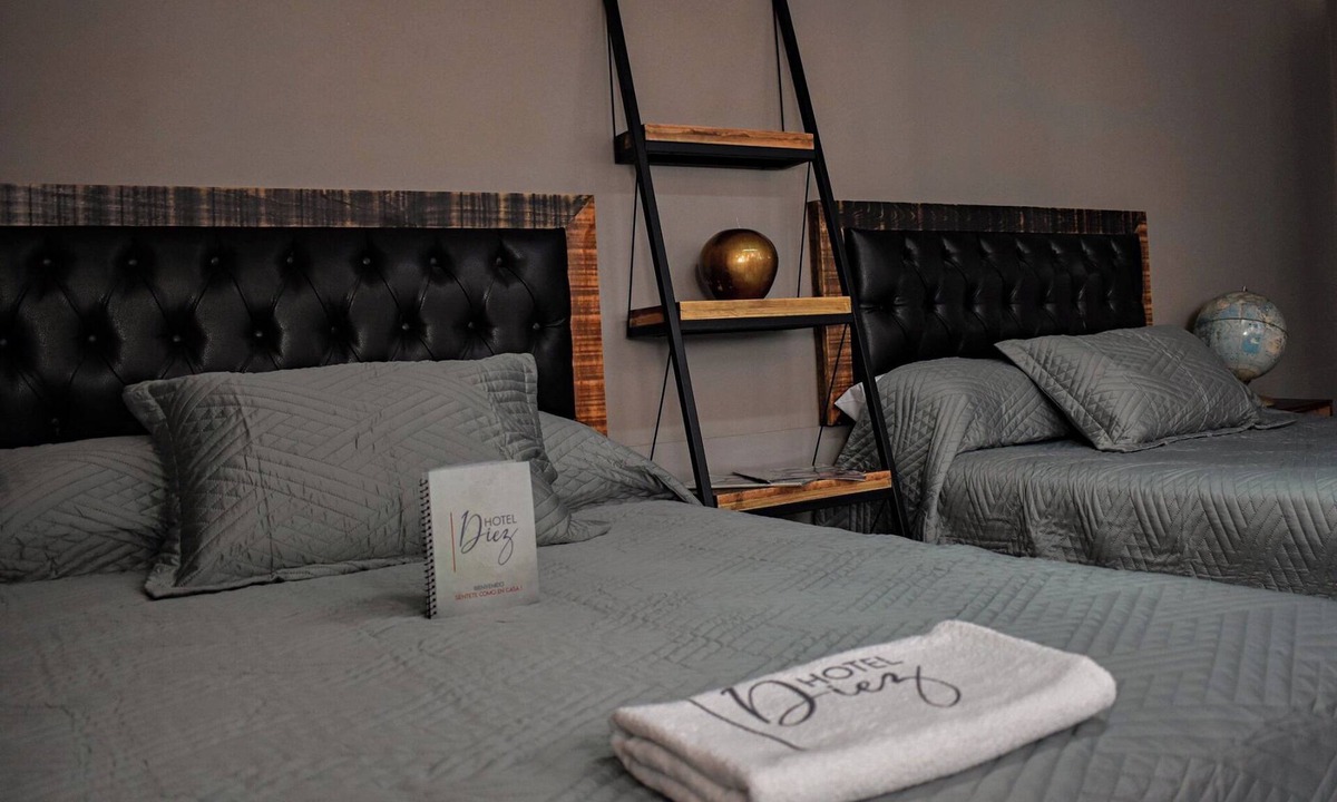 Celaya Hotel | Capital O Hotel Diez