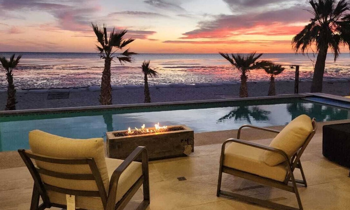 La Choya House | Casa Abuelos Ocean Front in Laguna Shores Resort with private pool