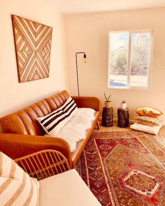 Joshua Tree House | Casa Agave: Comfy Joshua Tree Cottage With Free Breakfast Bar