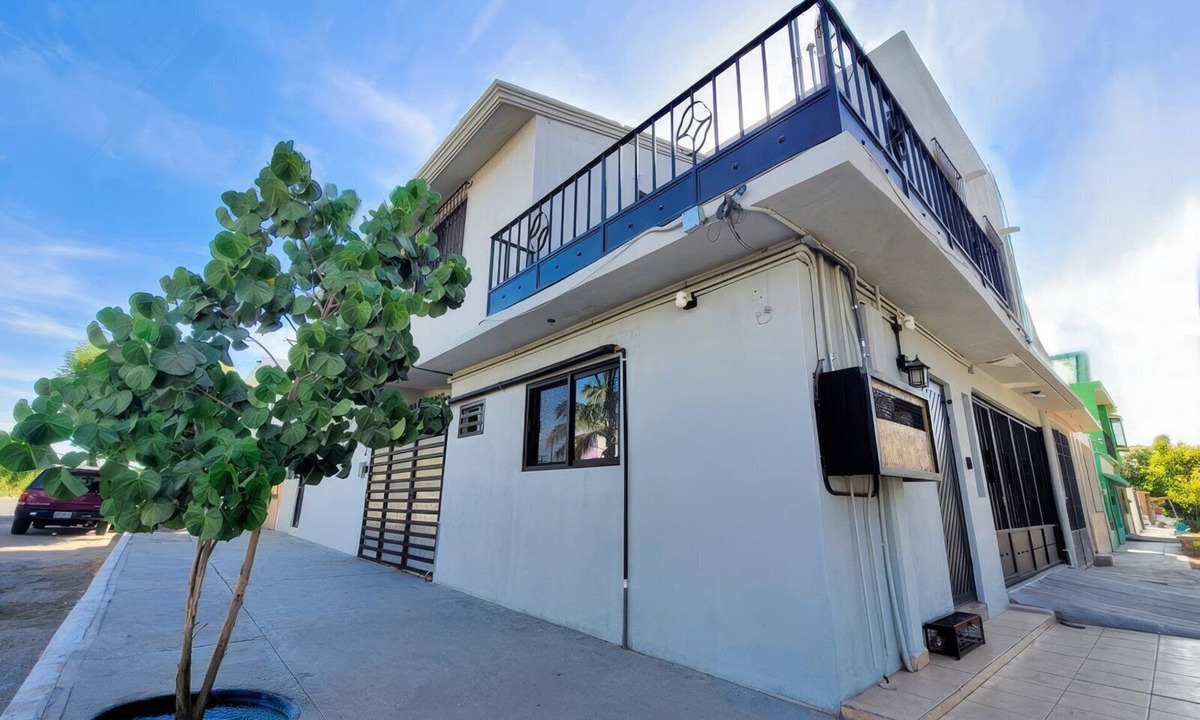 La Paz House | Casa Árbol accessible, spacious, and cozy home just minutes from downtown La Paz