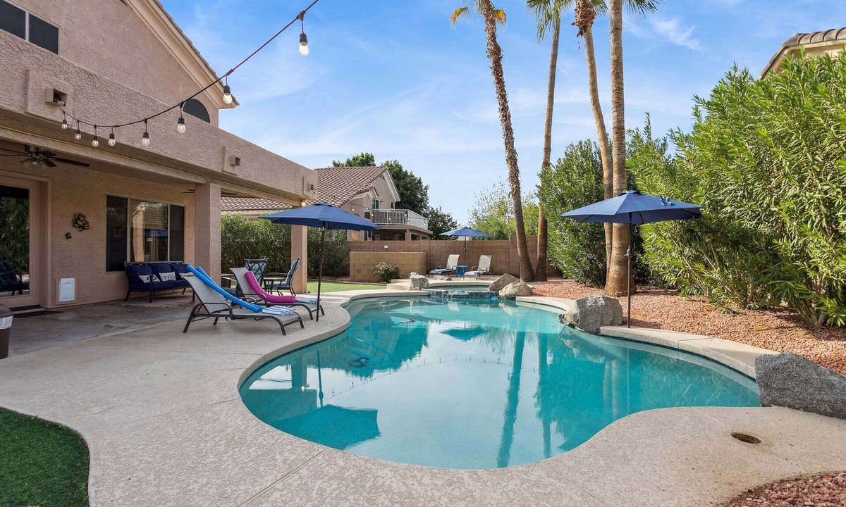 Dave Brown Arabian Estates House | Casa del Sol Scottsdale | Pool Hot Tub Sleeps 12