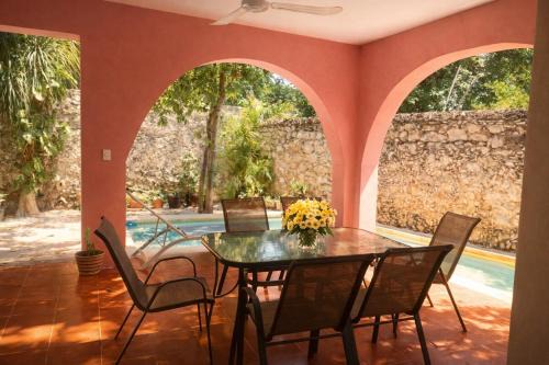 Centro Villa | Casa dell Acqua A Hidden Gem Near Paseo Montejo