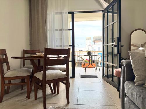 Downtown Mazatlan House | Casa DOS21 Boutique Apartments Playa Sur