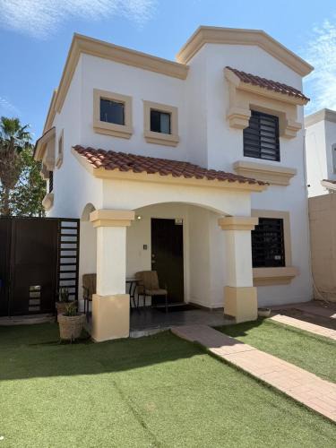 Hermosillo Apartment | Casa Encinos frente a parque indutrial