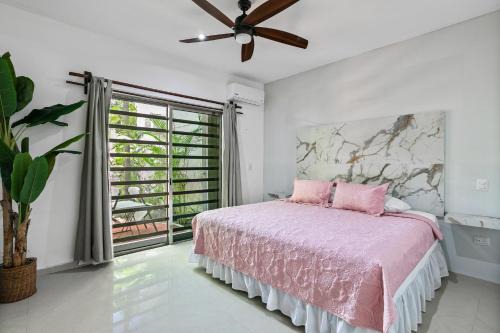 Luis Donaldo Colosio Villa | Casa Flamingos