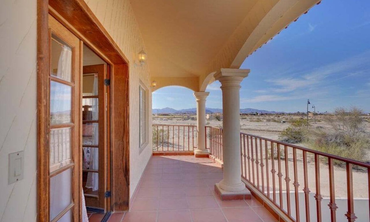 El Dorado Ranch House | Casa la Vida Dulce, a spacious 3BR retreat