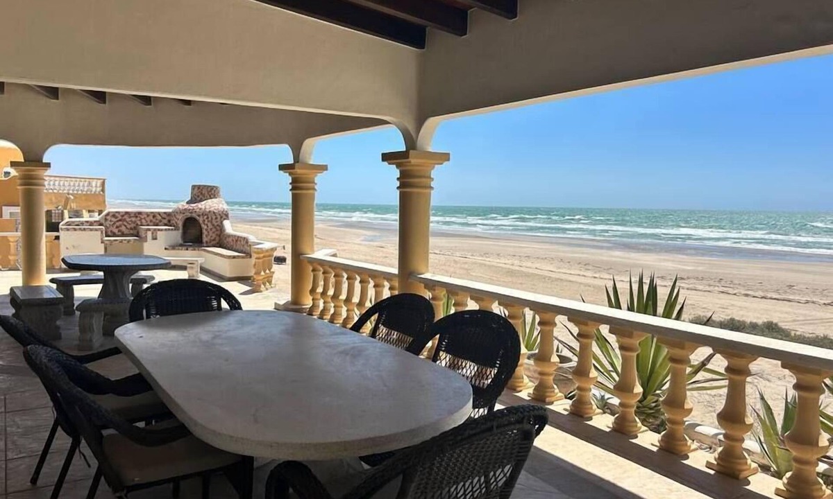 Puerto Penasco House | Casa Luna Llena Beachfront home in Playa Encanto