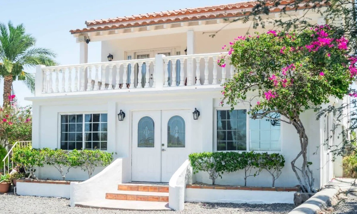 Ejido San Lucas House | Casa Marbella 2 Bedroom with Den