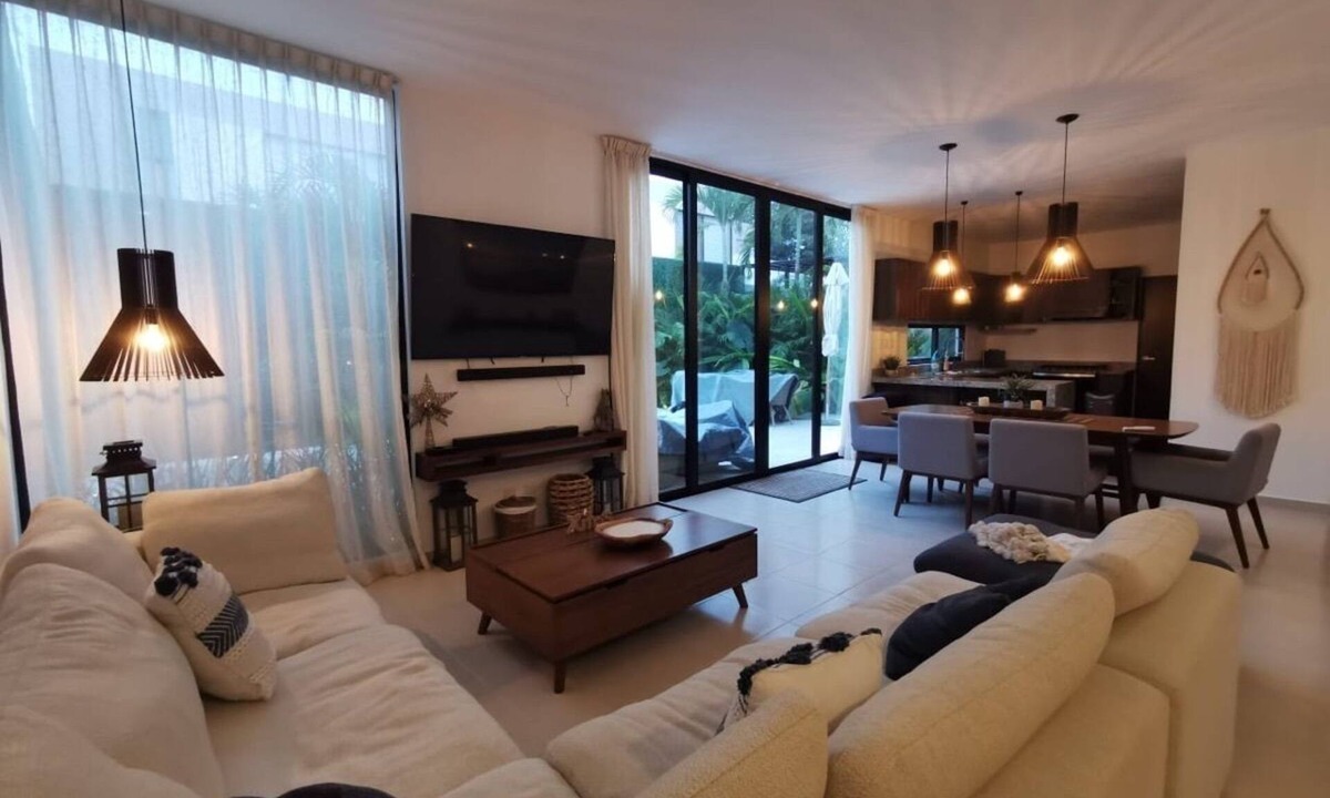 Playa del Carmen House | CASA THULA - PRIVATE POOL
