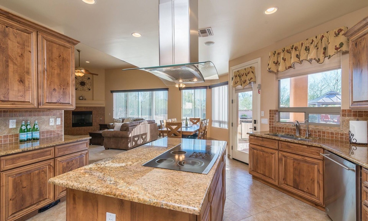 Desert Hills House | Casa Vista 4 Bedroom Home by RedAwning